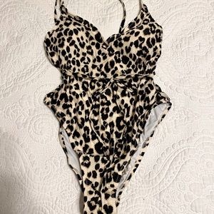 New w/ tags, Old Navy leopard one-piece, size small
